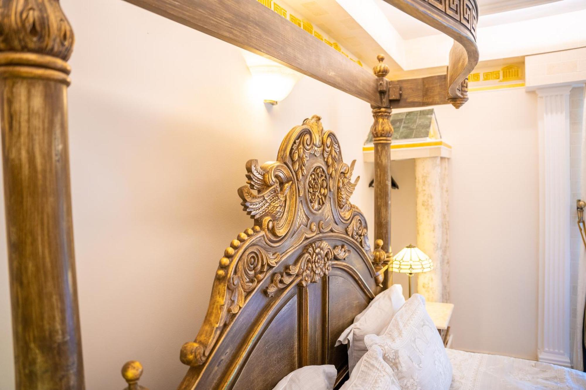 Ferndale Luxury Boutique Bed & Breakfast Keel エクステリア 写真
