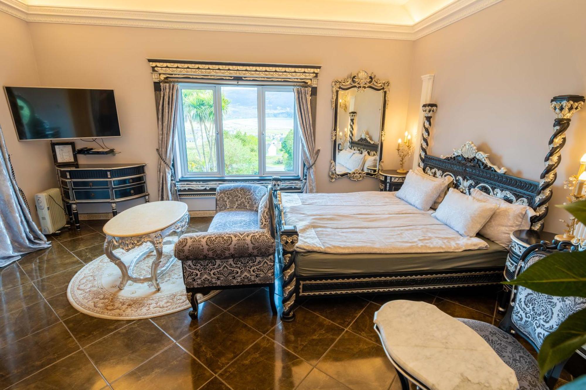 Ferndale Luxury Boutique Bed & Breakfast Keel エクステリア 写真