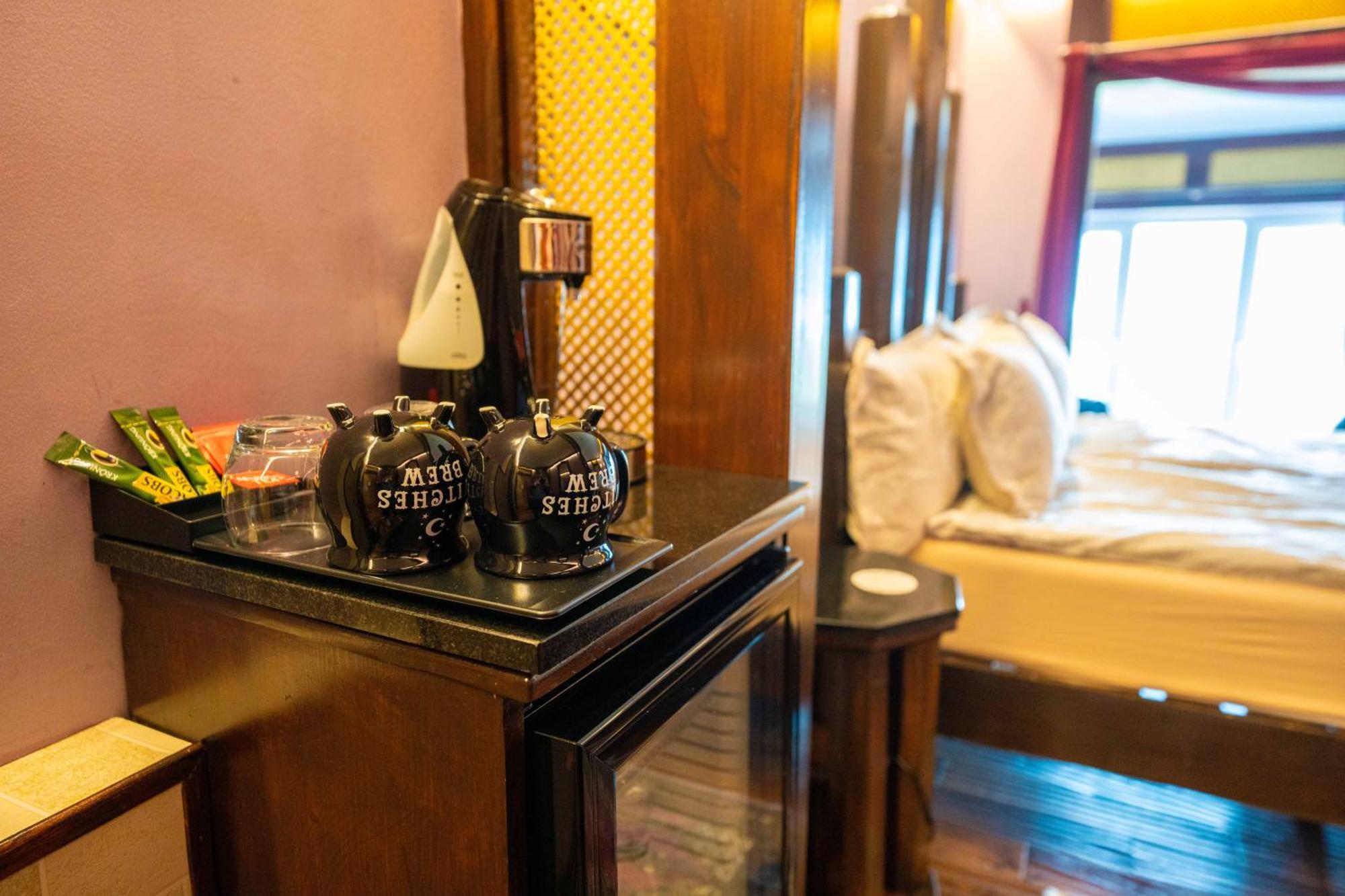 Ferndale Luxury Boutique Bed & Breakfast Keel エクステリア 写真